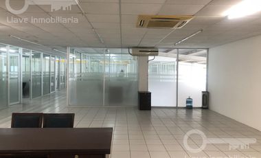 Renta de Oficina con Bodega en Carretera a Villahermosa, Col. Frutos de la Revolución, Coatzacoalcos, Ver.