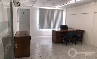 Renta de Oficina con Bodega en Carretera a Villahermosa, Col. Frutos de la Revolución, Coatzacoalcos, Ver.