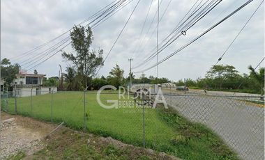 TERRENO EN RENTA SOBRE EL BLVD A LA PLAYA