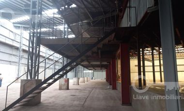 Bodega Industrial (Nave 4) en Renta en Av. Universidad Veracruzana km. 5.5, Col. Iquisa, Coatzacoalcos, Ver.