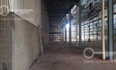 Bodega Industrial (Nave 4) en Renta en Av. Universidad Veracruzana km. 5.5, Col. Iquisa, Coatzacoalcos, Ver.