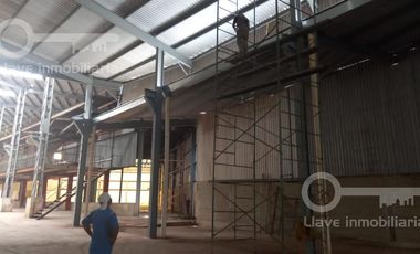 Bodega Industrial (Nave 4) en Renta en Av. Universidad Veracruzana km. 5.5, Col. Iquisa, Coatzacoalcos, Ver.