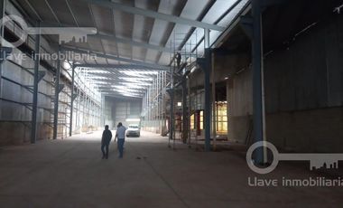 Bodega Industrial (Nave 4) en Renta en Av. Universidad Veracruzana km. 5.5, Col. Iquisa, Coatzacoalcos, Ver.