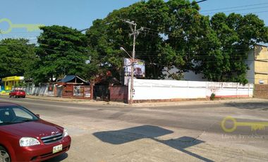 Terreno comercial en Renta, Col.  Bohemia, Minatitlán.