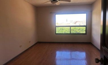 CASA EN RENTA PARA OFICINAS EN QUINTAS DEL SOL