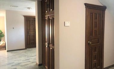 CASA EN RENTA PARA OFICINAS EN QUINTAS DEL SOL