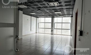 Renta de Oficina en Primer Nivel con 159 m2 en calle Fco. I. Madero, Col. María de la Piedad, Coatzacoalcos, Ver.