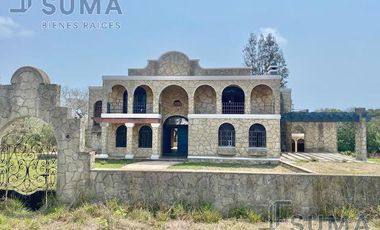 Casa en Venta y Renta  sobre Carretera Tampico-Tuxpan, Pueblo Viejo Veracruz.