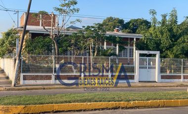 CASA PARA OFICINAS EN RENTA O VENTA CON VISTA AL RÍO SOBRE BOULEVARD