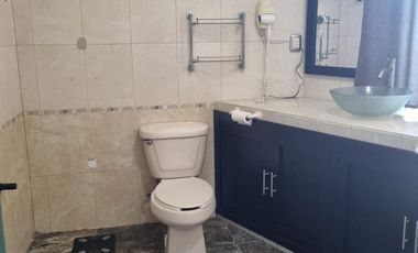 Renta de Casa Amueblada con 3 habitaciones en Calle Francisco López Lara
