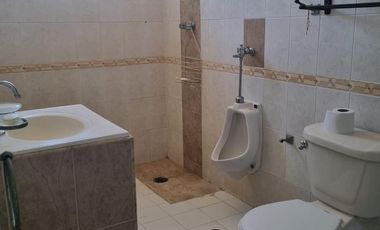 Renta de Casa Amueblada con 3 habitaciones en Calle Francisco López Lara