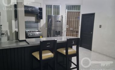 Renta de Casa Amueblada con 3 habitaciones en Calle Francisco López Lara