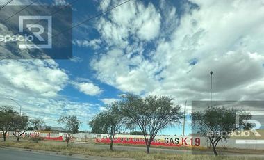 TERRENO EN RENTA SOBRE EL PERIFERICO DE LOMBARDO TOLEDANO A 900 METROS DE LA AVENIDA JUAN PABLO II