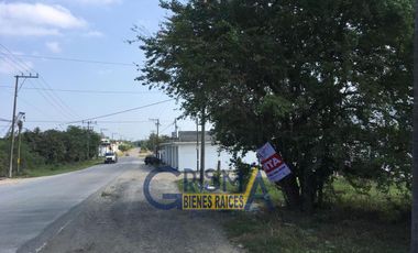 TERRENOEN RENTA EN CARRETERA A COBOS