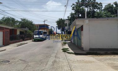 RENTA LOCAL COMERCIAL EN ESQUINA EN COL ANAHUAC