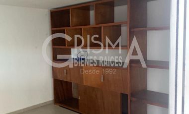 AMPLIA BODEGA EN EXCELENTE UBICACIÓN EN VENTA O RENTA EN TUXPAN, VER