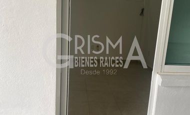 AMPLIA BODEGA EN EXCELENTE UBICACIÓN EN VENTA O RENTA EN TUXPAN, VER