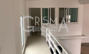 AMPLIA BODEGA EN EXCELENTE UBICACIÓN EN VENTA O RENTA EN TUXPAN, VER