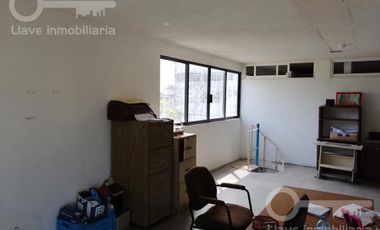 Primer Nivel de Edificio comercial en Renta, Colonia Centro.