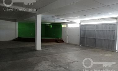 Primer Nivel de Edificio comercial en Renta, Colonia Centro.
