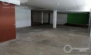 Primer Nivel de Edificio comercial en Renta, Colonia Centro.