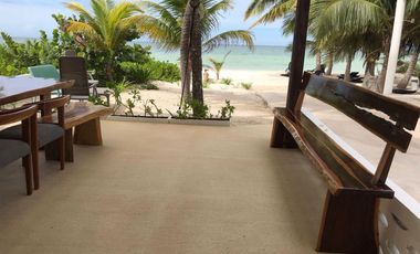 Departamento en planta baja frente al mar  en VENTA 3 recamaras