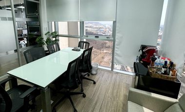 VENTA Oficina Corporativa WTC QRO de 138.71 m2 totalmente acondicionada