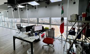 VENTA Oficina Corporativa WTC QRO de 138.71 m2 totalmente acondicionada