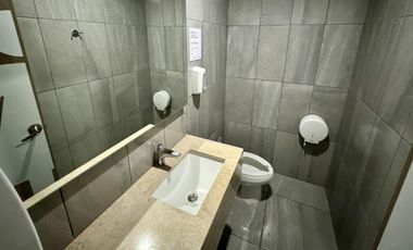 VENTA Oficina Corporativa WTC QRO de 81.75 m2 totalmente acondicionada
