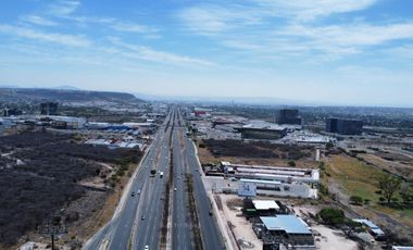 VENTA Oficina Corporativa WTC QRO de 81.75 m2 totalmente acondicionada