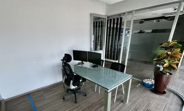 VENTA Oficina Corporativa WTC QRO de 81.75 m2 totalmente acondicionada