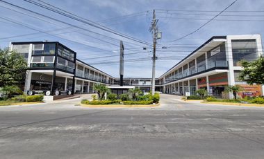 VENTA | RENTA Local Comercial, Servicios u Oficina  de 114.12 m2 con acabados