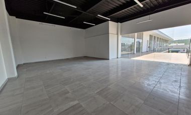 VENTA | RENTA Local Comercial, Servicios u Oficina  de 114.12 m2 con acabados