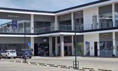 VENTA | RENTA Local Comercial, Servicios u Oficina  de 114.12 m2 con acabados