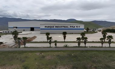 MAGNÍFICA BODEGA EN VALLE DE LAS PALMAS, TIJUANA, B.C. SUP. 30,178