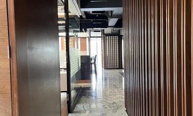 Edificio de Oficinas en VENTA/ Periférico Sur y Altavista, San Angel