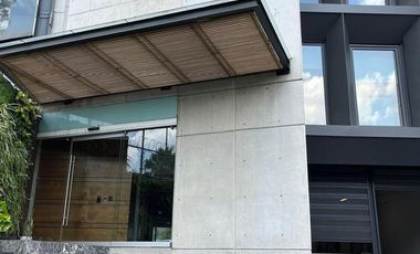Edificio de Oficinas en VENTA/ Periférico Sur y Altavista, San Angel