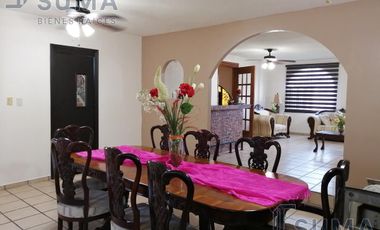 Casa en Venta en Col. Obrera, Tampico Tamaulipas.
