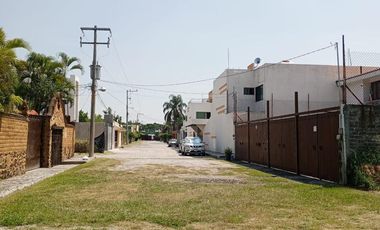 Venta de Terreno  en Fracc con Seguridad Residencial Bosques Sumiya, Jiutepec Morelos