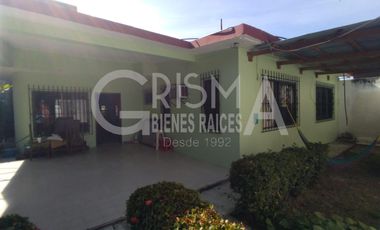 CASA EN VENTA EN SANTIAGO DE LA PEÑA