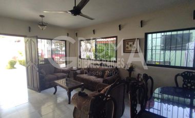 CASA EN VENTA EN SANTIAGO DE LA PEÑA