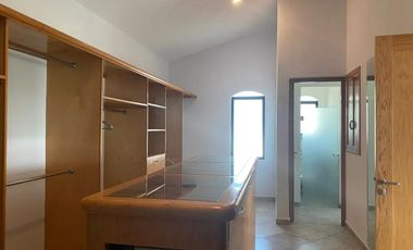 Casa en venta- Club de golf Tabachines