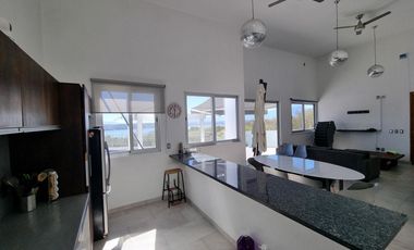 Casa en venta en el Lago de Tequesquitengo