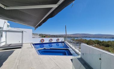 Casa en venta en el Lago de Tequesquitengo
