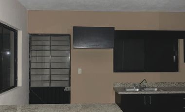 Casa en Venta en Col. Sahop, Madero Tamaulipas.