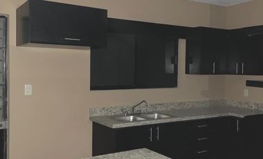 Casa en Venta en Col. Sahop, Madero Tamaulipas.