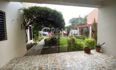 AMPLIA CASA EN VENTA EN COL. JARDINES