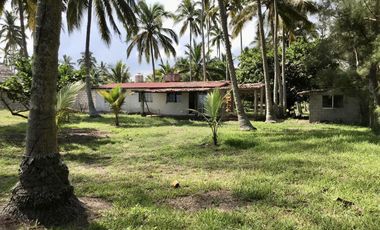 Casa en venta en casitas veracruz con vista a la playa y terreno amplio