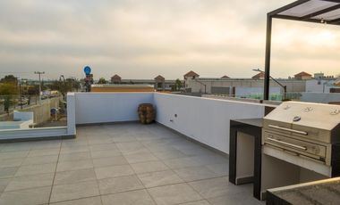 Casa en Venta Las Puentes -  San Nicolas de los Garza