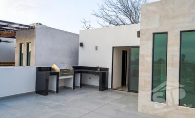 Casa en Venta Las Puentes -  San Nicolas de los Garza